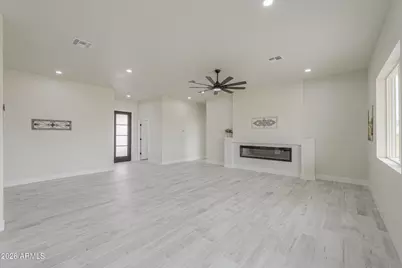 43419 W Carefree Place, Maricopa, AZ 85138 - Photo 2