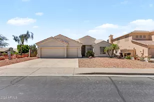 15842 N 76th Ln, Peoria, AZ 85382 - Photo 8
