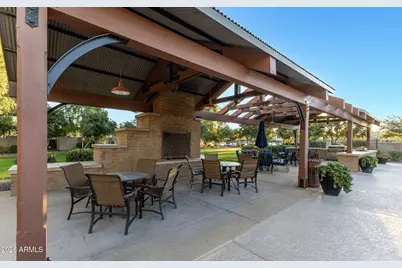 14862 W Pershing Street, Surprise, AZ 85379 - Photo 22