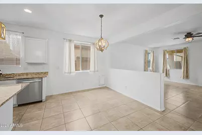 18488 W Tina Lane, Surprise, AZ 85387 - Photo 10