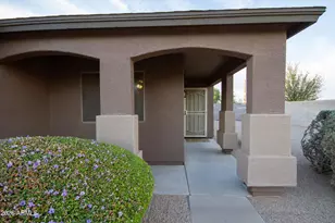 1204 E Silversmith Trail, San Tan Valley, AZ 85143 - Photo 4