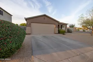 1204 E Silversmith Trail, San Tan Valley, AZ 85143 - Photo 2