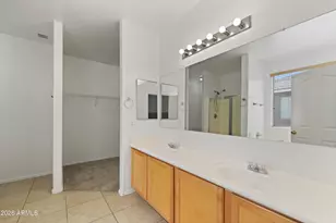 3216 W Lynne Ln, Phoenix, AZ 85041 - Photo 36