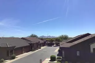 2725 E Mine Creek Rd, Phoenix, AZ 85024 - Photo 28