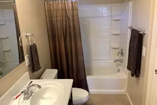 2725 E Mine Creek Rd, Phoenix, AZ 85024 - Photo 18