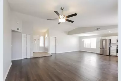 10308 W Calle Del Oro, Phoenix, AZ 85037 - Photo 4