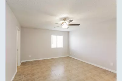 10308 W Calle Del Oro, Phoenix, AZ 85037 - Photo 10