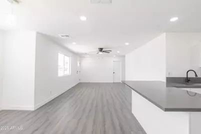 2928 W Puget Avenue, Phoenix, AZ 85051 - Photo 8