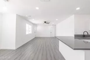2928 W Puget Ave, Phoenix, AZ 85051 - Photo 8