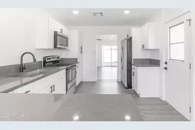 2928 W Puget Avenue, Phoenix, AZ 85051 - Photo 12