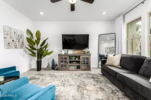 4077 S Sabrina Dr, Chandler, AZ 85248 - Photo 8