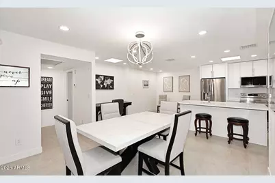 8242 E Via De La Escuela Lane #ESCUELA, Scottsdale, AZ 85258 - Photo 2