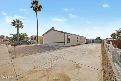 7106 N 68th Drive, Glendale, AZ 85303 - Photo 2