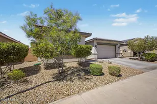 18192 W Hope Dr, Goodyear, AZ 85338 - Photo 2