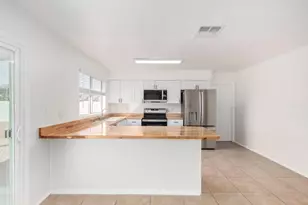 7027 W Palo Verde Ave, Peoria, AZ 85345 - Photo 8