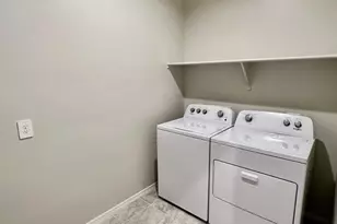 1304 W Byrd Ave, Coolidge, AZ 85128 - Photo 4