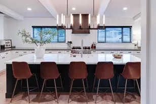 243 W Harmont Dr, Phoenix, AZ 85021 - Photo 4