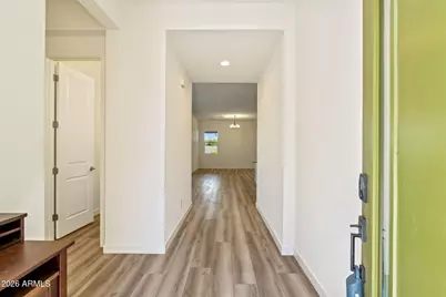 1110 E Monte Way, Phoenix, AZ 85042 - Photo 6