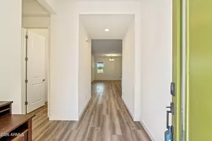 1110 E Monte Wy, Phoenix, AZ 85042 - Photo 6