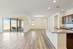 1110 E Monte Wy, Phoenix, AZ 85042 - Photo 10