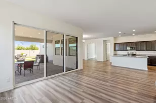 1110 E Monte Wy, Phoenix, AZ 85042 - Photo 8