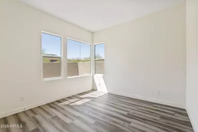 1110 E Monte Way, Phoenix, AZ 85042 - Photo 32