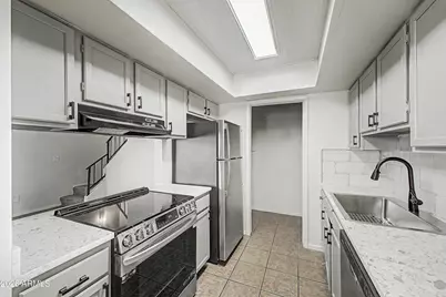 5838 N 48th Avenue, Glendale, AZ 85301 - Photo 6