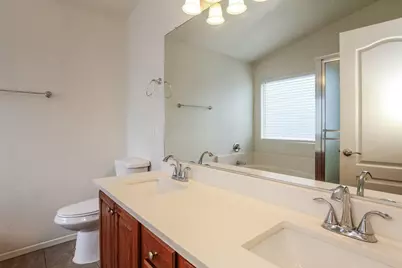 8459 W Ross Avenue, Peoria, AZ 85382 - Photo 10