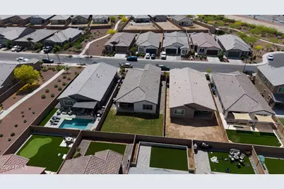 9512 W Turney Avenue, Phoenix, AZ 85037 - Photo 42