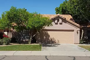 16610 S 32nd Pl, Phoenix, AZ 85048 - Photo 2