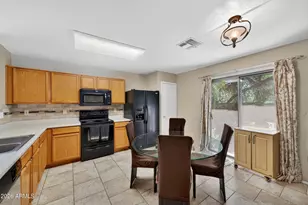 3039 W Lucia Dr, Phoenix, AZ 85083 - Photo 2