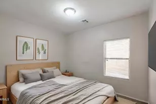 2082 E Lipizzan Dr, San Tan Valley, AZ 85140 - Photo 2