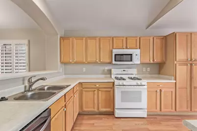 13949 N 133rd Drive, Surprise, AZ 85379 - Photo 10