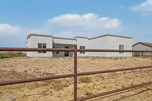 28308 N 225th Ave, Wittmann, AZ 85361 - Photo 4