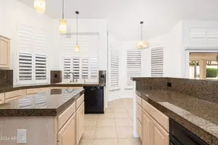 3350 S Oleander Dr, Chandler, AZ 85248 - Photo 4