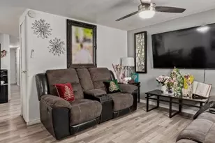 5002 W Bethany Home Rd, Glendale, AZ 85301 - Photo 12