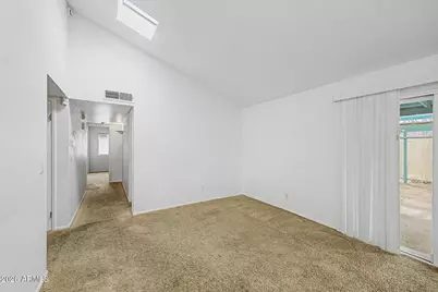 5635 W Brown Street, Glendale, AZ 85302 - Photo 8