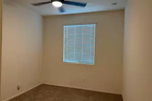 17768 W Daley Ln, Surprise, AZ 85387 - Photo 4