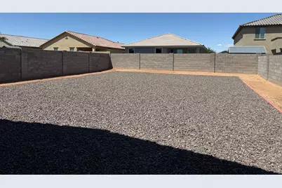 17768 W Daley Lane, Surprise, AZ 85387 - Photo 14