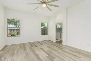 476 W Honey Locust Ave, San Tan Valley, AZ 85140 - Photo 20