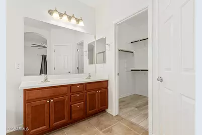 476 W Honey Locust Avenue, San Tan Valley, AZ 85140 - Photo 22