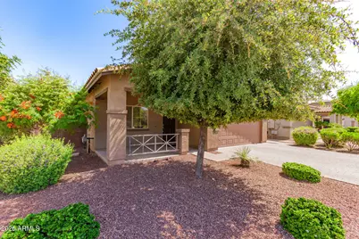 476 W Honey Locust Avenue, San Tan Valley, AZ 85140 - Photo 4
