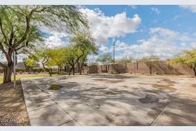 8094 W Zoe Ella Way, Peoria, AZ 85382 - Photo 32