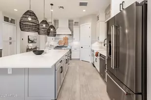 6615 E Libby St, Phoenix, AZ 85054 - Photo 10