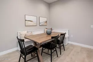 6615 E Libby St, Phoenix, AZ 85054 - Photo 28