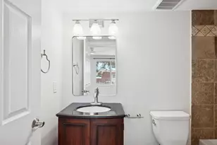 5111 N 83rd St, Scottsdale, AZ 85250 - Photo 22