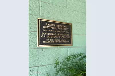 5712 W Orangewood Avenue, Glendale, AZ 85301 - Photo 2