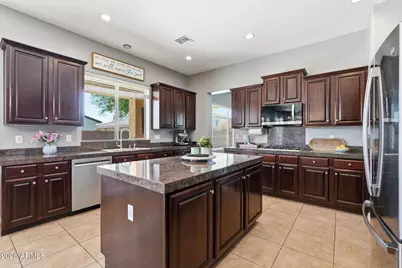 393 W Remington Drive, Chandler, AZ 85286 - Photo 16