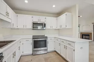 15050 N Thompson Peak Pkwy, Scottsdale, AZ 85260 - Photo 12