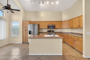 14871 W Watson Ln, Surprise, AZ 85379 - Photo 12